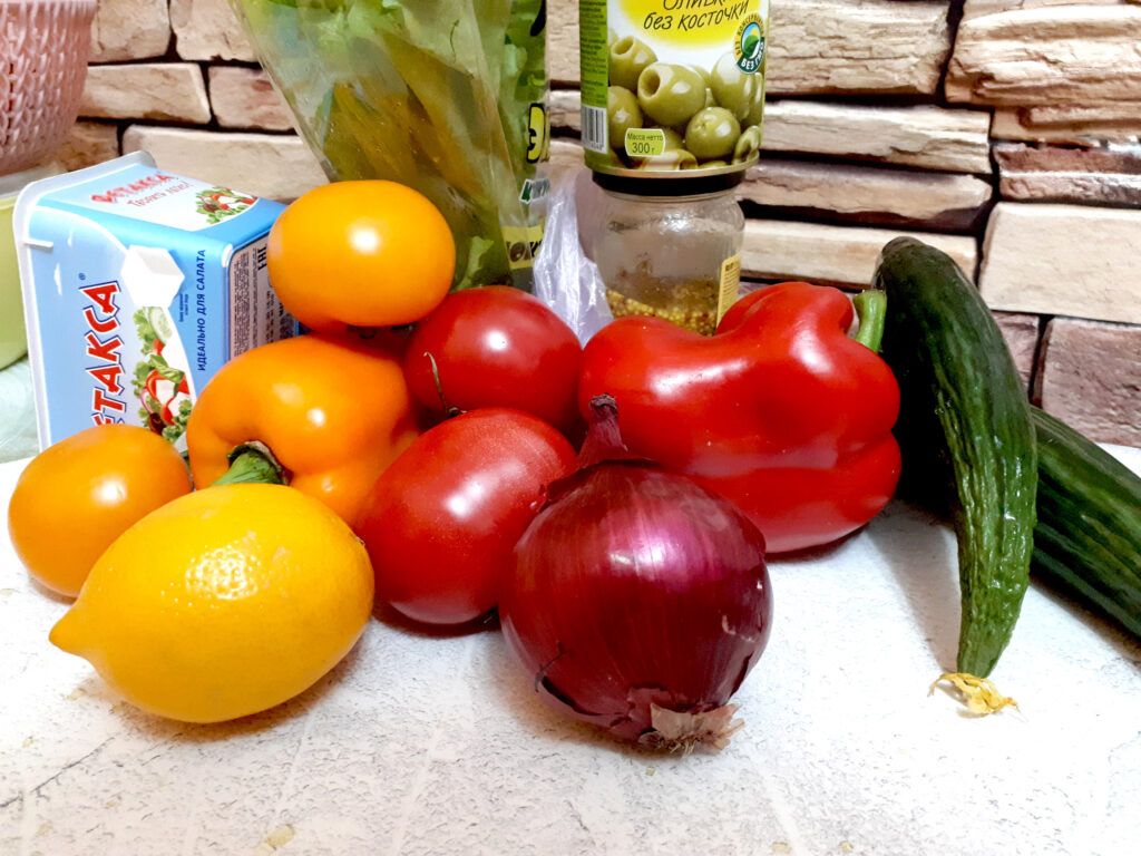 ингредиенты состав овощной салат с фета и оливками