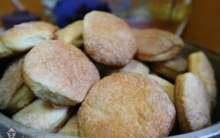 приготовить тесто вкусное домашнее печенье на сметане воробьиные заботы любовь воробей